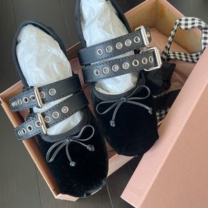Brand new Miumiu's black velvet ballet flats
